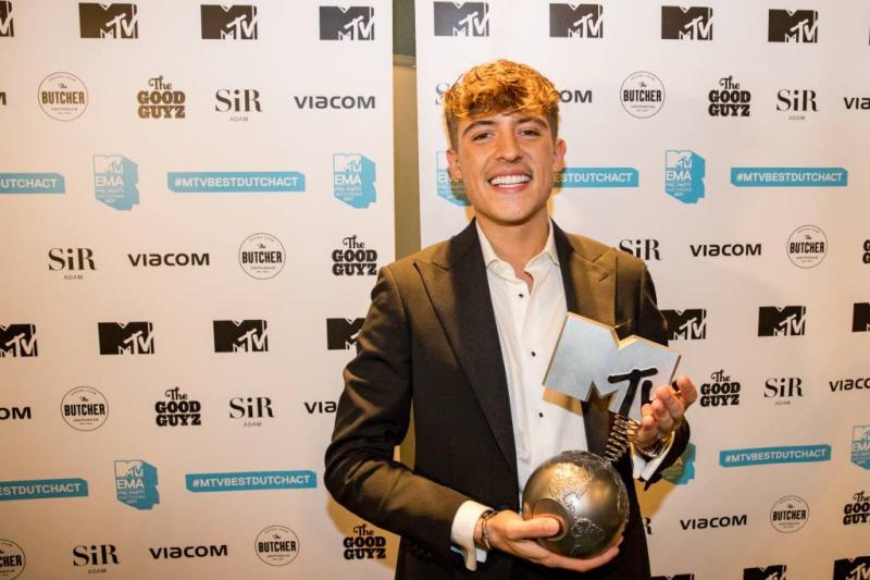 Lil' Kleine wint MTV EMA in Londen