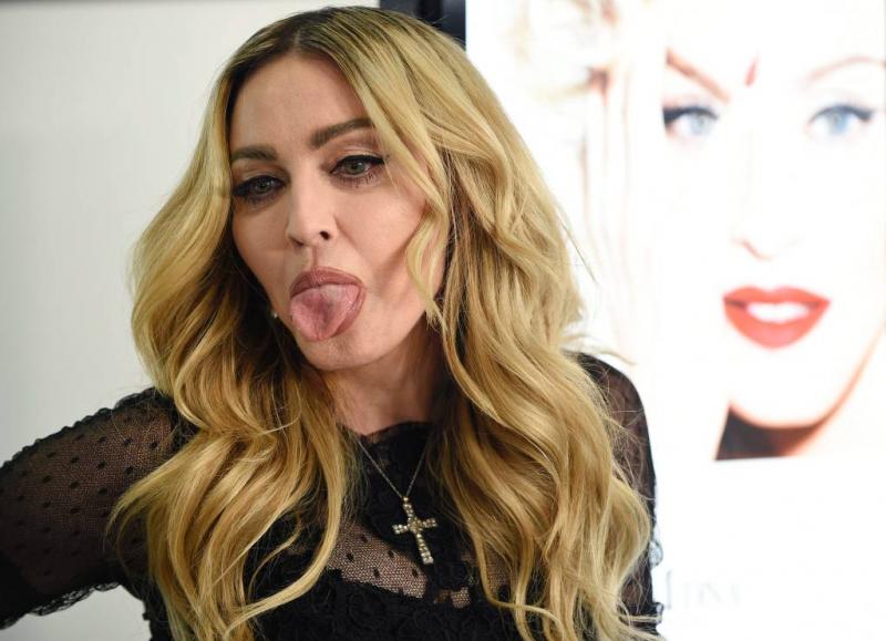 Madonna 'shockeert' met okselhaarfoto