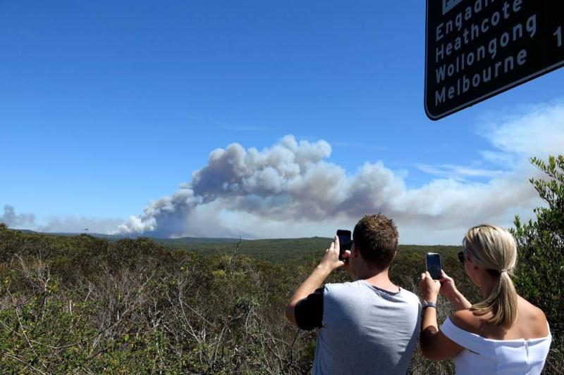 Evacuaties door bosbranden bij Sydney