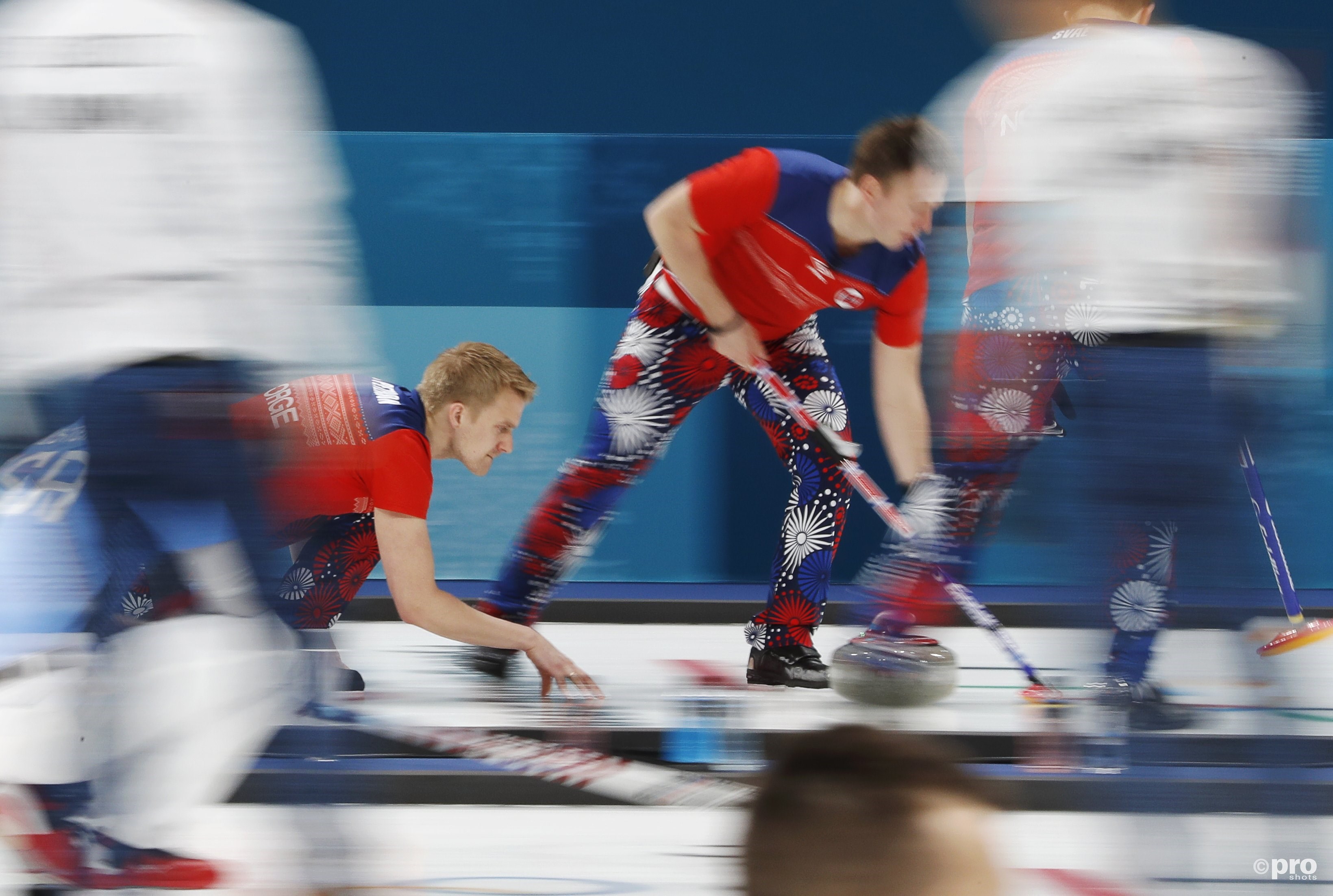 De Noren en hun kekke broeken vielen dit keer tenminste ook op met het resultaat (Pro Shots/Action Images)