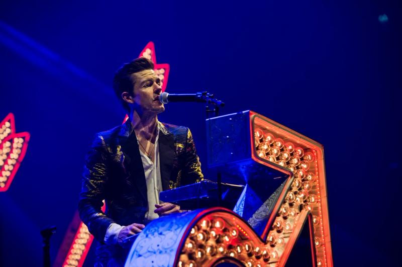 The Killers barsten nog steeds van de energie in de Ziggo Dome (Foto: Rob Loud)