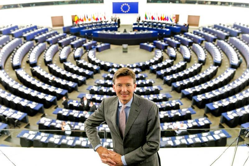 Voltallig EU-parlement stemt over EMA