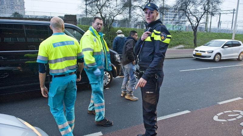 Dronken drugsgebruiker bedreigt hulpverleners (Foto: stockfoto politie.nl)