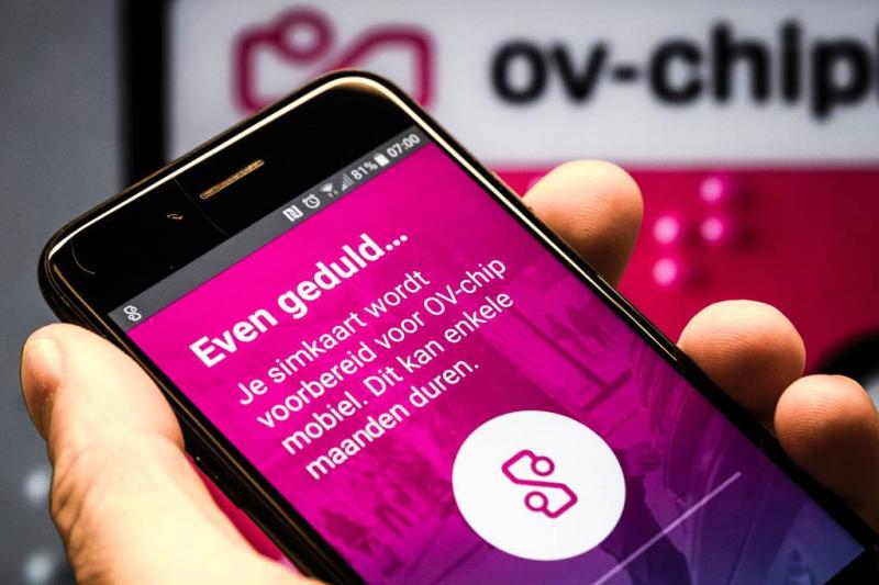D66 wil doorgaan met ov-chip op mobiel