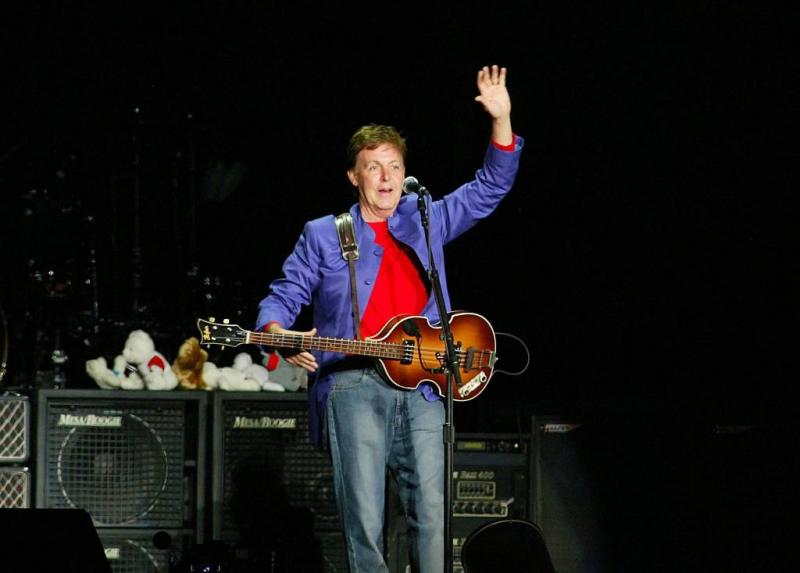 Paul McCartney meest rijke Britse artiest 