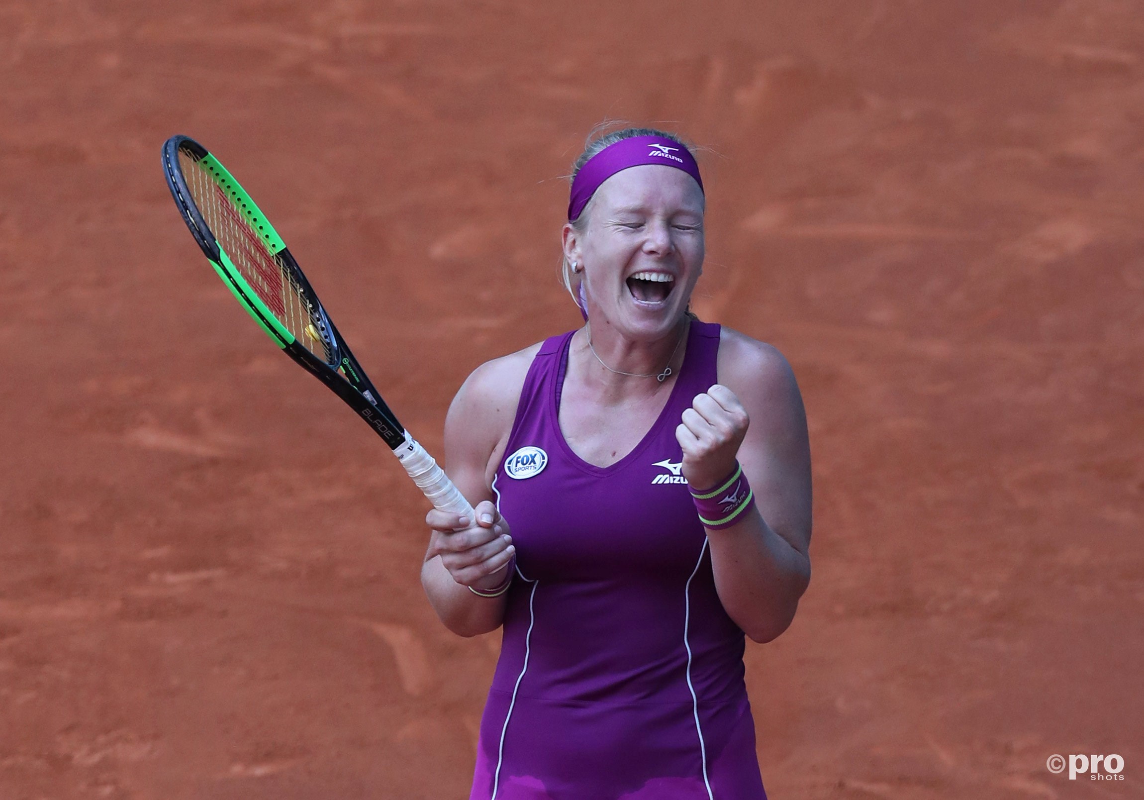 Bertens juicht na winst op Sharapova (Pro Shots / Action Images)