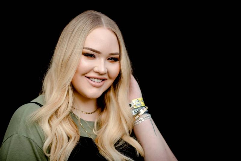 Documentaire over NikkieTutorials in de maak