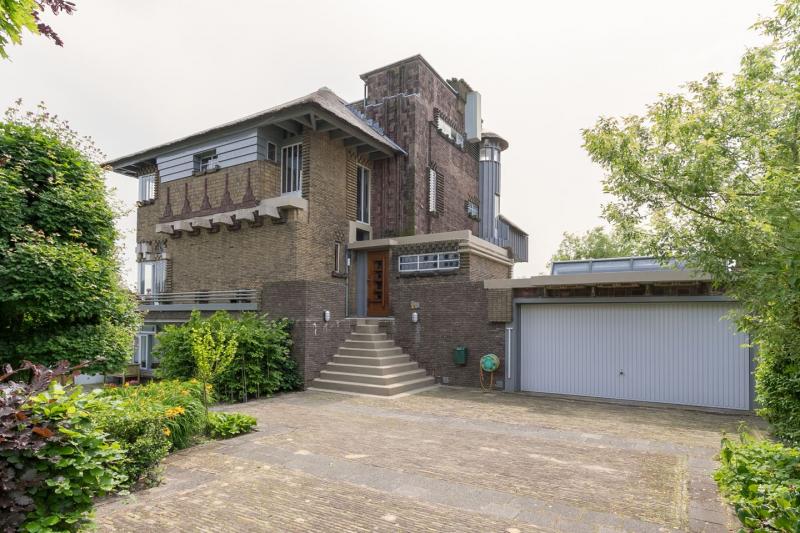Unieke villa in Heemstede (Foto: Funda)