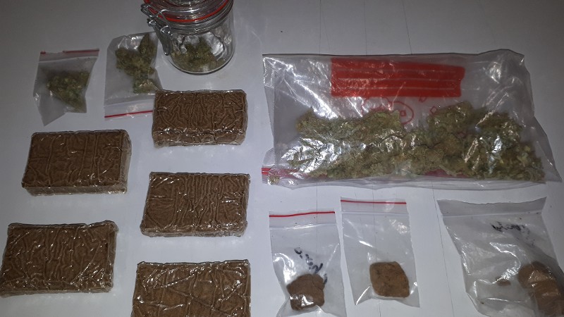 Drugsdealer aangehouden na rijden onder invloed (Foto: Stockfoto politie.nl)
