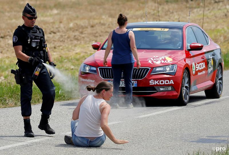 Protesterende boeren zorgen voor neutralisatie etappe Tour (Pro Shots / Action Images)