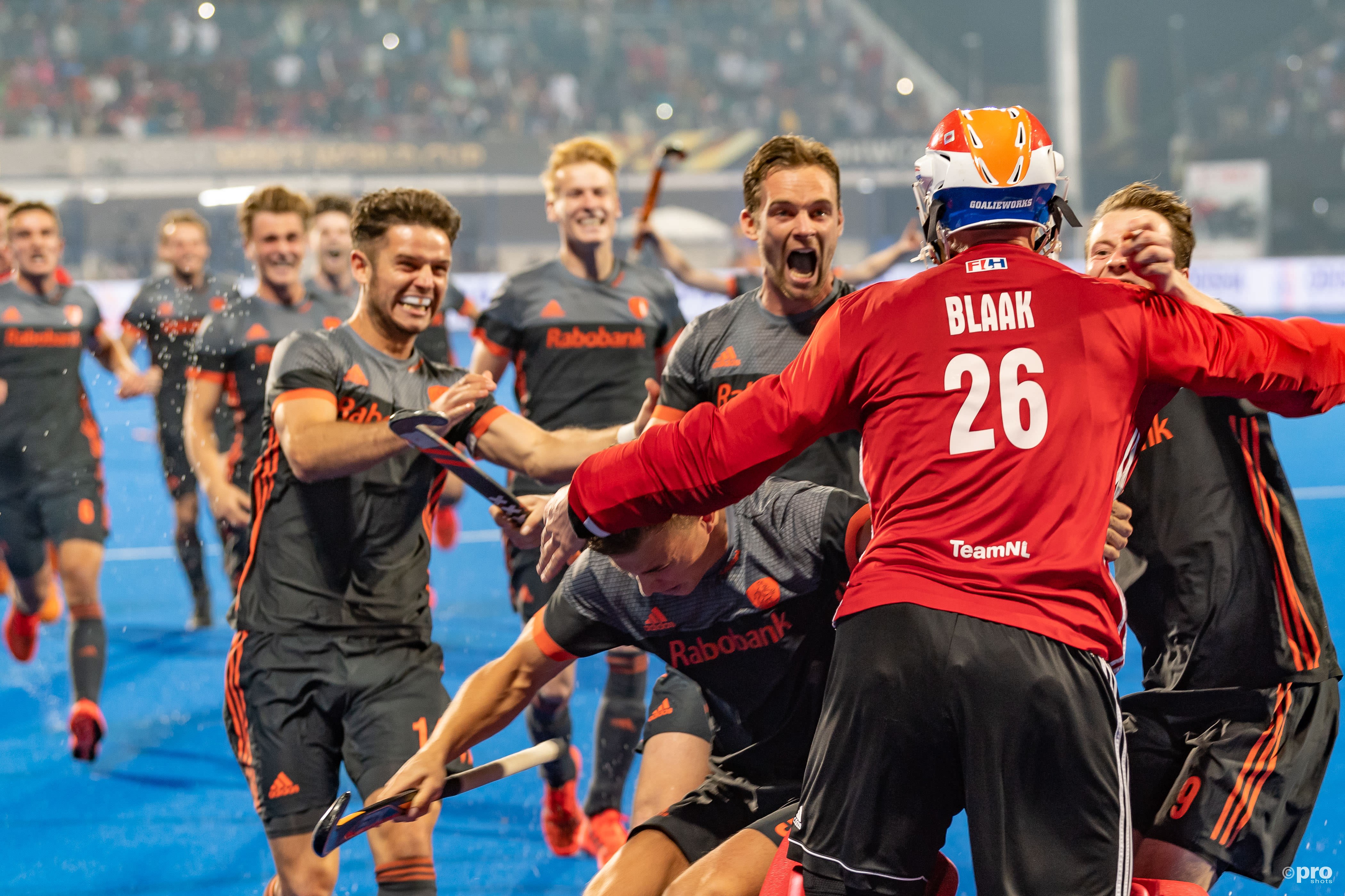 Hockeyers via shoot-outs naar WK-finale (Pro Shots / Bart Scheulderman)