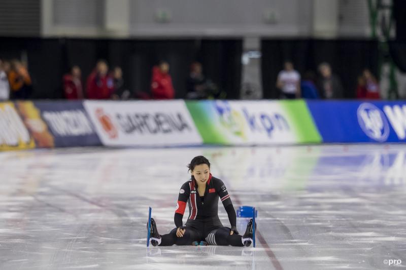 Wat is er met Qishi Li gaande tijdens de World Cup finales in Salt Lake City? (Pro Shots / Erik Pasman)