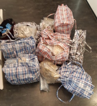 Ruim 100 kilo MDMA in verborgen ruimte's (Foto: Politie)