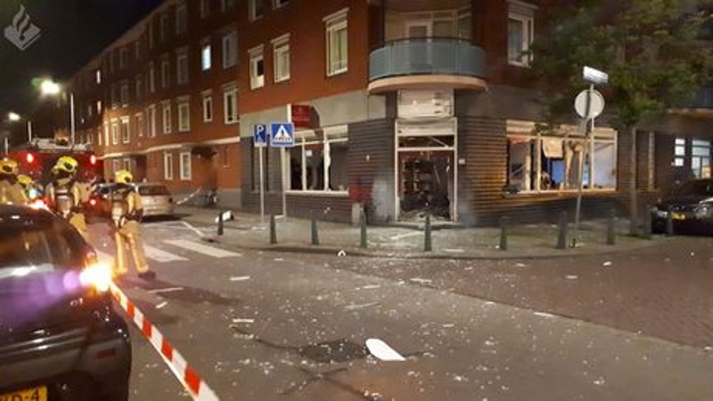 De ravage is groot bij het reisbureau (Foto: Politie.nl)