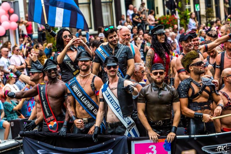 De Canal Parade in beeld  (Foto: Ronald Huiberse)