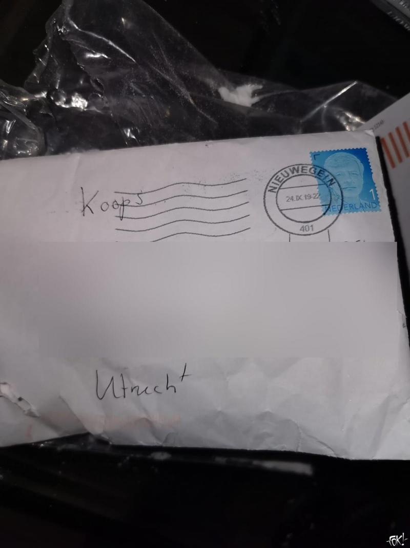 De bewuste envelop zonder adres (Foto: FOK!)