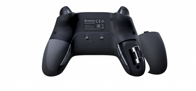 Nacon Revolution Pro 3 controller - Back (Foto: Bigben Interactive)