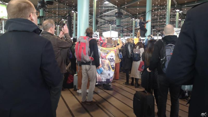 Protestival Schiphol  (Foto: FOK! )