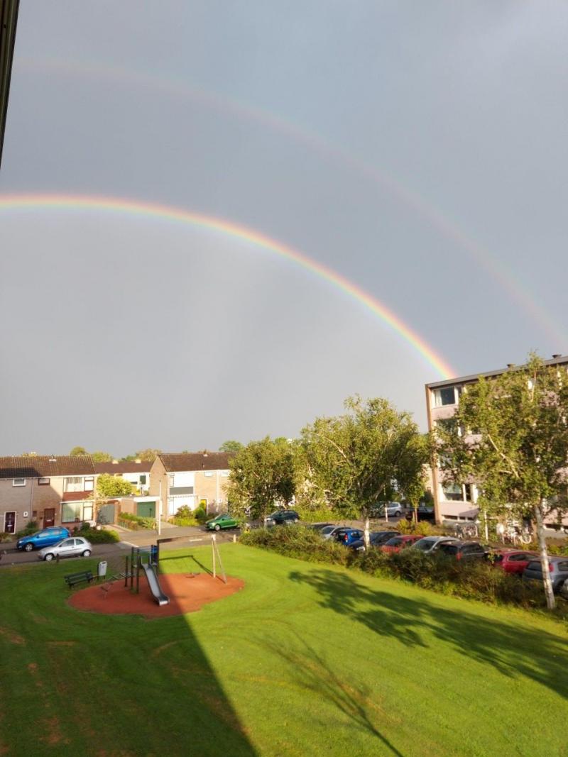 Regenboog na bui in Purmerend (Foto: Pukeko)