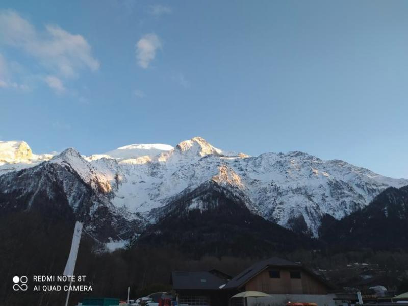 Een besneeuwde Mont Blanc  (Foto: Een vriend van qltel )
