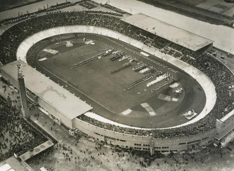 De openingsceremonie van de Olympische Spelen in Amsterdam in 1928, zonder Koningin Wilhelmina (WikiCommons/Nationaal Archief)