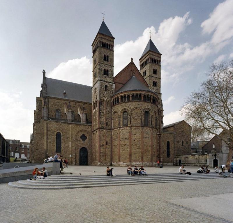 Sint-Servaasbasiliek (WikiCommons/Rijksdienst voor het Cultureel Erfgoed/Kris Roderburg)