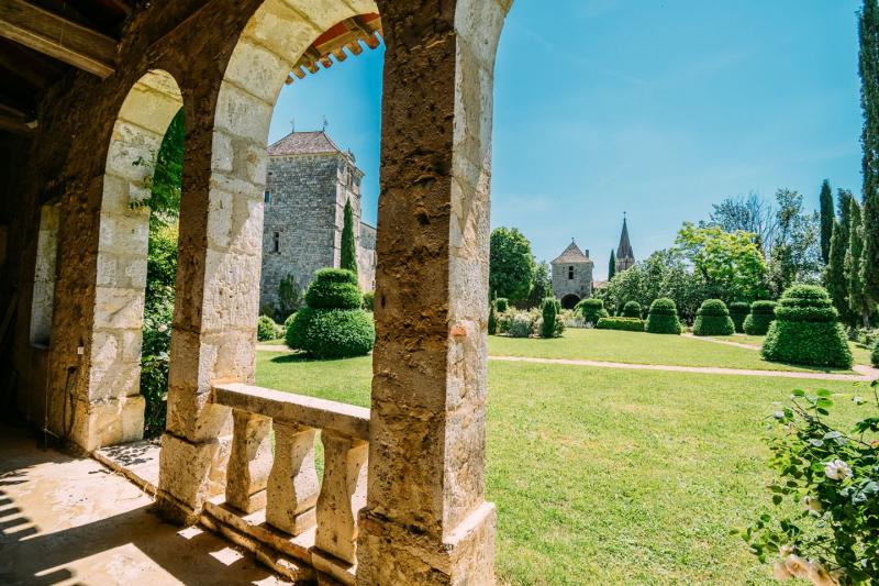 tuin 1Wordt kasteelheer op het 13e eeuws Chateau du Frechou (Foto:Funda)