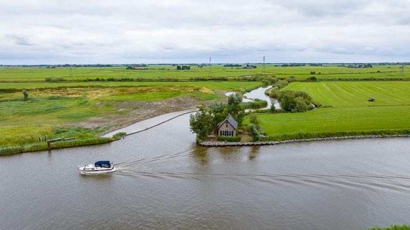 voor luchtfotoEen hutje op de hei, maar dan anders (Foto:Funda)