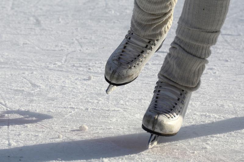 De schaatsen mogen weer uit het vet! (Foto: Pixabay)