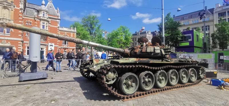 Russische tank op het Leidseplein Amsterdam (Beeld: DJMO) (Foto: DJMO)