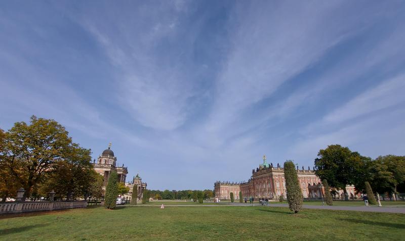 Prahtige gebouwen en lucht in Potsdam (D) (Foto: Pukeko)