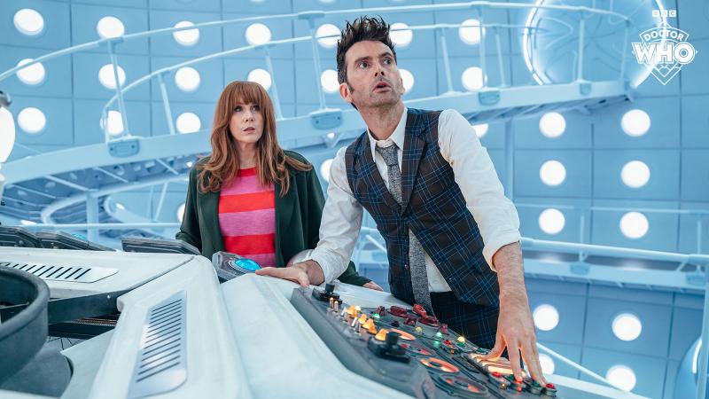 Donna en de Doctor in de nieuwe TARDIS
