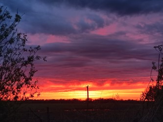 Mooie kleuren boven Erm tijdens zonsondergang (Foto: Oppiedoppie)