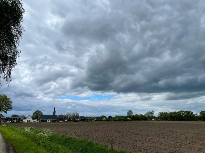 Het was afgelopen zondag bewolkt maar ook droog te Haps (Foto: Charged)