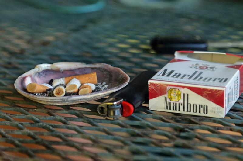 Waar koop jij sigaretten of shag? (@David Trinks on Unsplash)