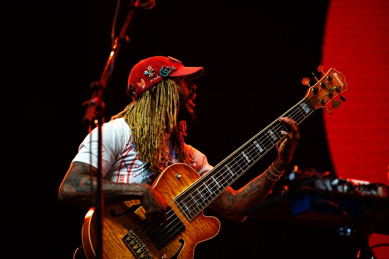 Lowlands 2024: Thundercat (Foto: Peter Breuls)
