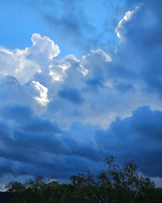 Wolkjes in Purmerend (Foto: Pukeko)