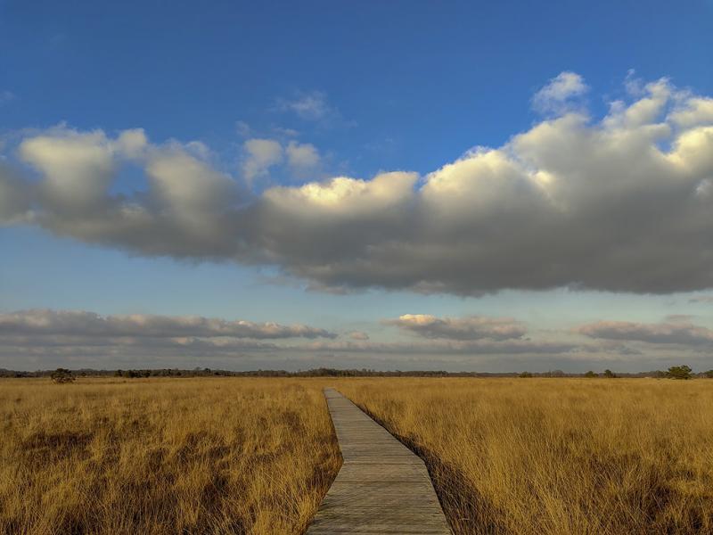 Wolkje boven Haaksbergerveen (@Ouwesok) Wolkje boven Haaksbergerveen (@Ouwesok)
