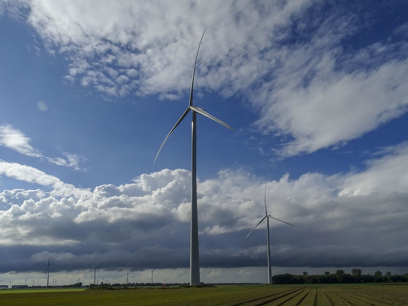 Wegtrekkende buien in Flevoland (@Ouwesok) Wegtrekkende buien in Flevoland (@Ouwesok)