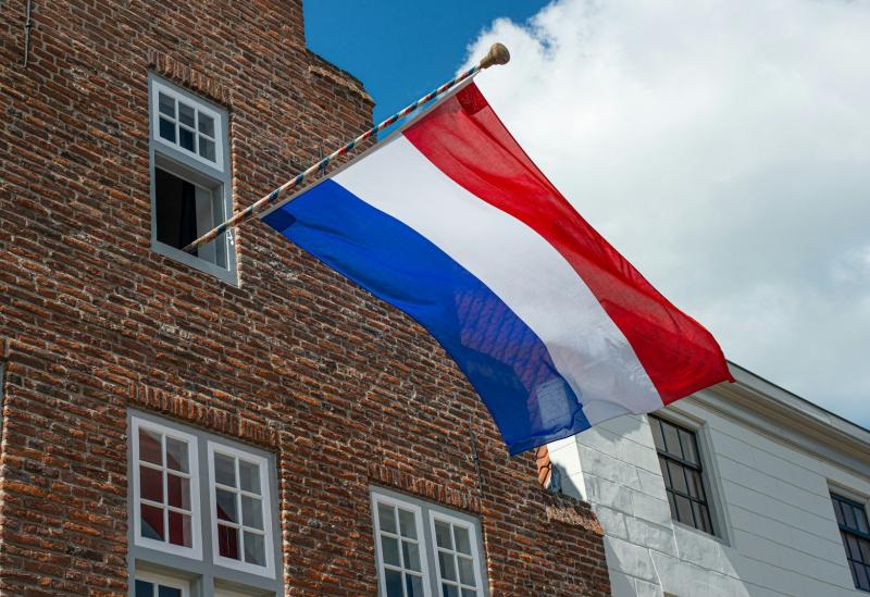 Nederlandse vlag (@ Remi Gieling on Unsplash)