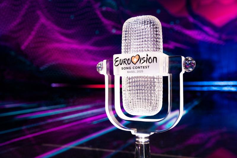 De trofee van het 69e Eurovisie Songfestival in Basel (@ Corinne Cumming / EBU)
