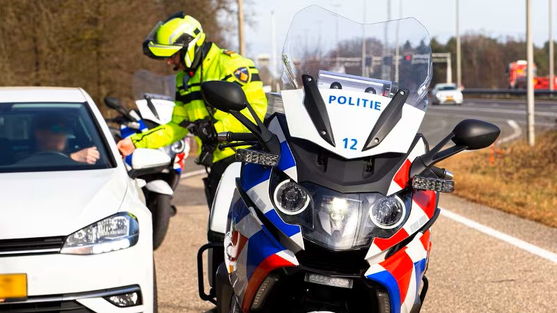 Verkeerscontrole (@ Politie) Verkeerscontrole (@ Politie)