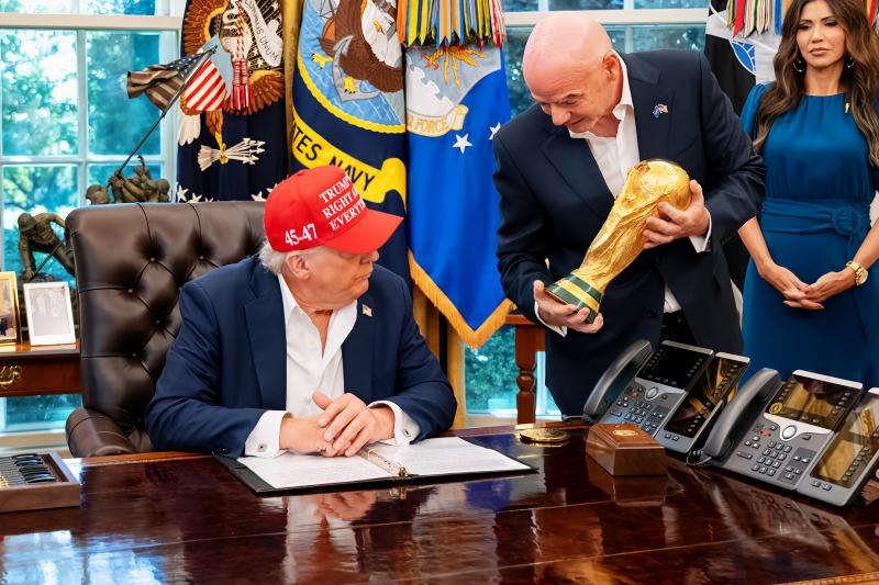 Trump en FIFA voorzitter Infantino augustus 2025 (@ Wikimedia Commons)