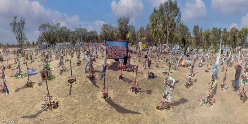 Herdenkingsplaats Nova Festival Kibbutz Reim (@ zeev stein Pikiwiki Israel CCA 2.5)