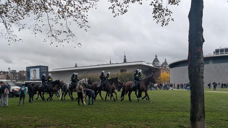 Anti immigratie demonstratie Amsterdam  (Foto: FOK!)