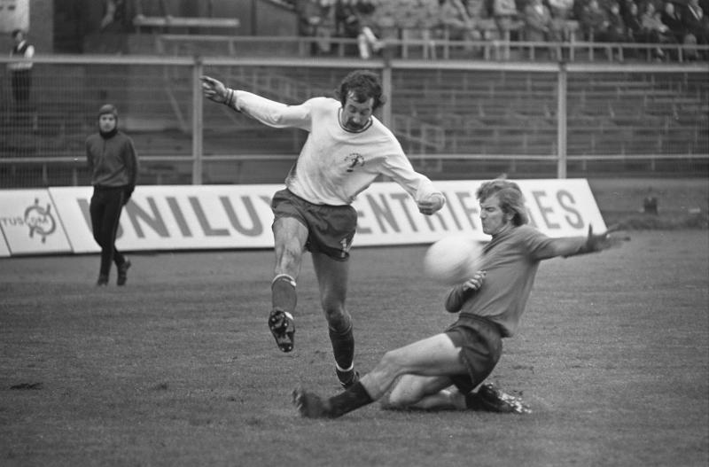Abe van der Ban in actie tegen MVV 7 januari 1973 (@WikimediaCommons) 