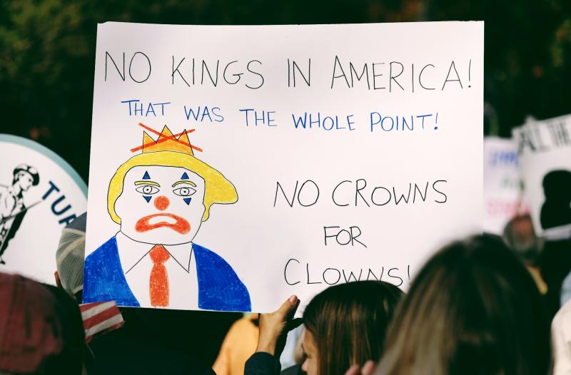 No Kings protest 18-10- 25 Massachussets (@WikimediaCommons Victor Grigas under CC 4)