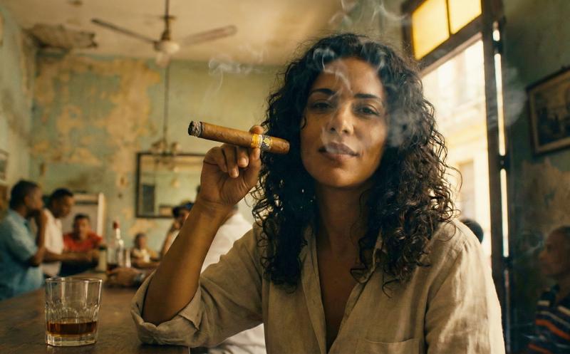 Cubaanse vrouw (@Gemini-AI-impressie) 