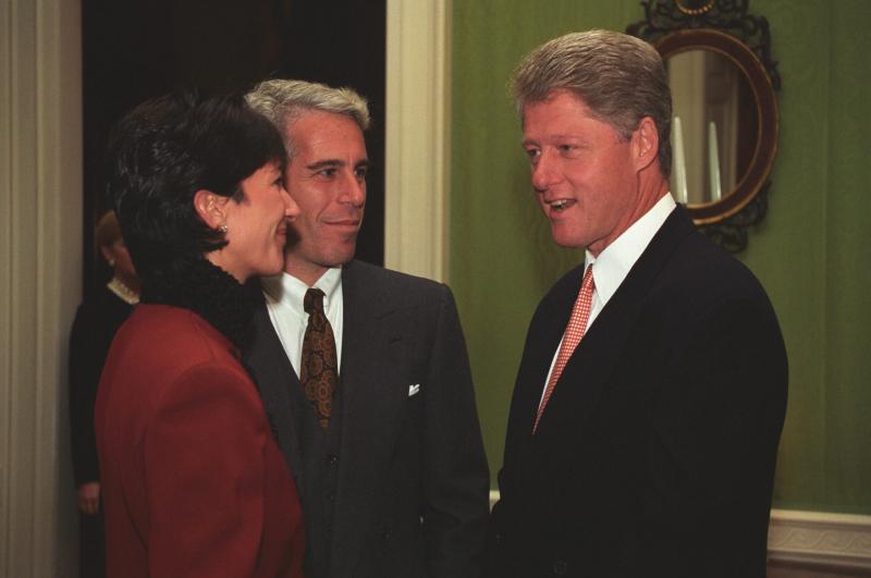 Epstein en Maxwell in gesprek met Clinton, September 29, 1993 (@Ralph Alswang, White House photographer)