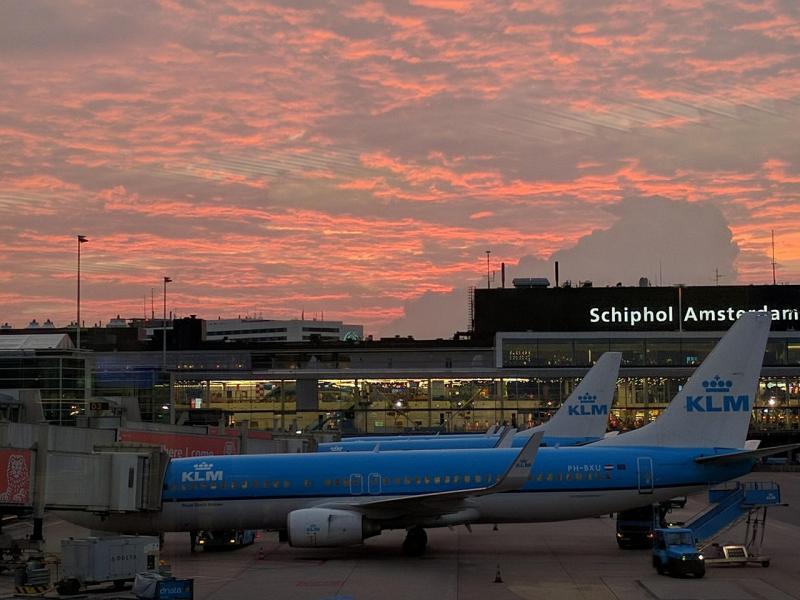 Schiphol (Foto: Pixabay / csupordezso)